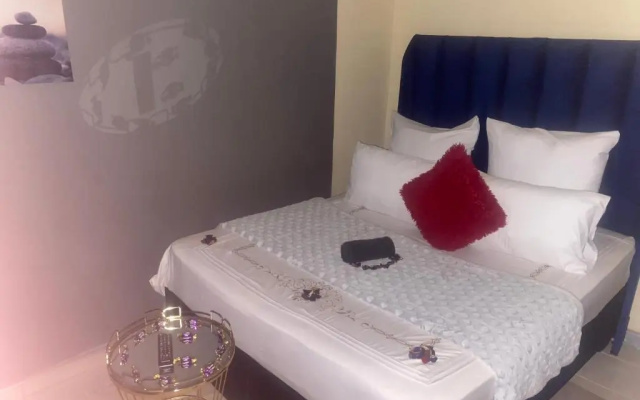 Warmbaths Thai SPA And Guest House