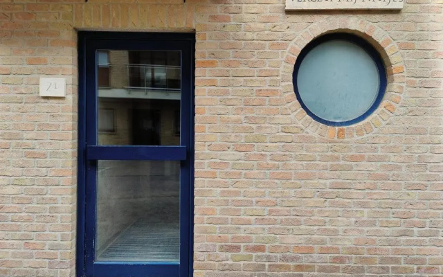 Nieuw modern appartement vlakbij strand