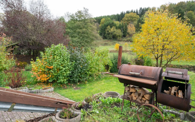 Stylish Apartment in Merschbach near Forest