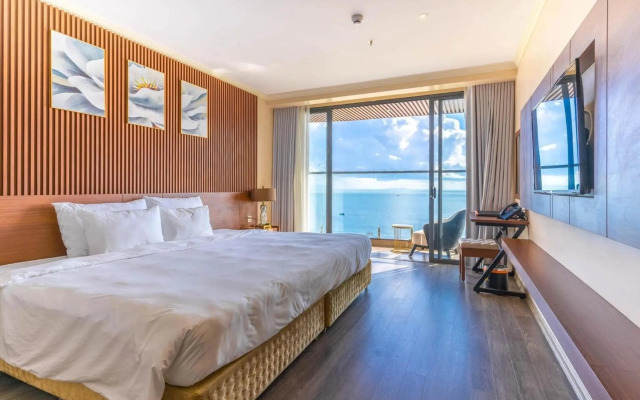 La Vague Hotel