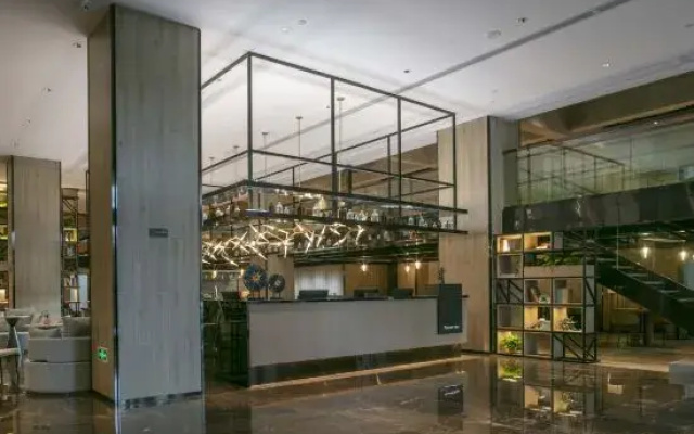 Maytour Hotel(Leather City Yintai City Store)