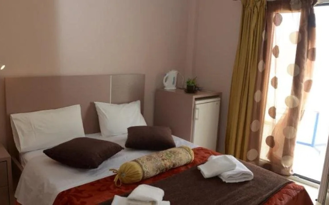 Fantastic Hotel 1