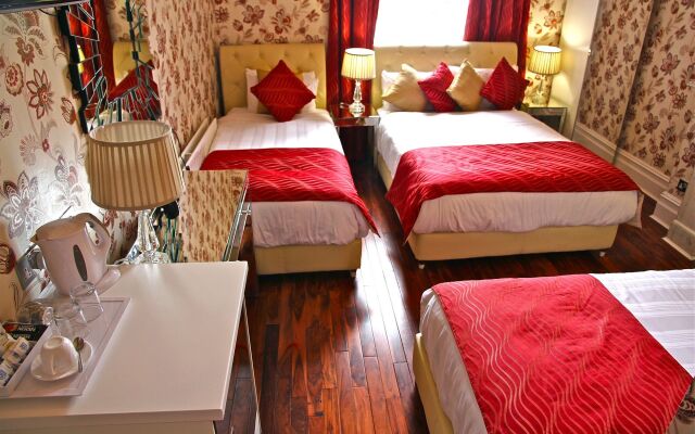 Отель Crompton Guest House комната для гостей