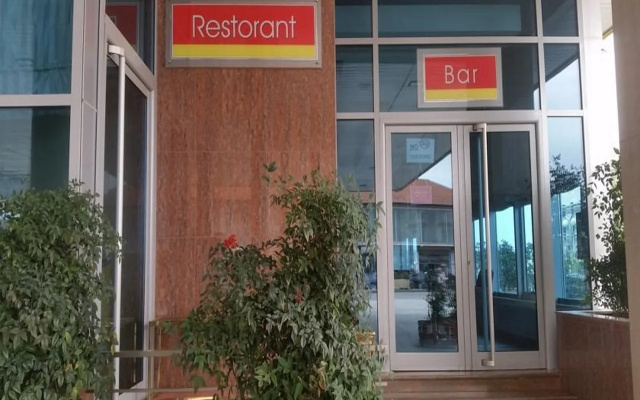 Hotel Kompleksi Arifi
