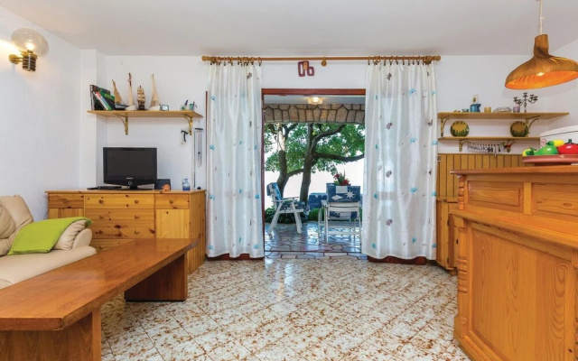 Beautiful Home in Jadranovo With Wifi and 3 Bedrooms