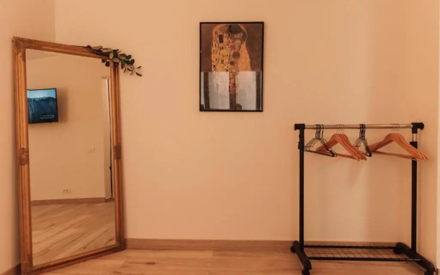 Klimt Studio