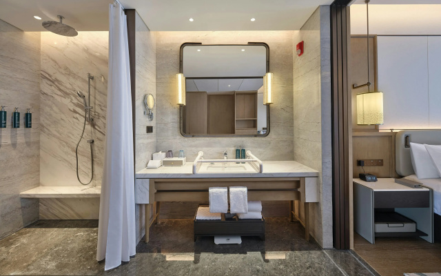 Hilton Jiashan