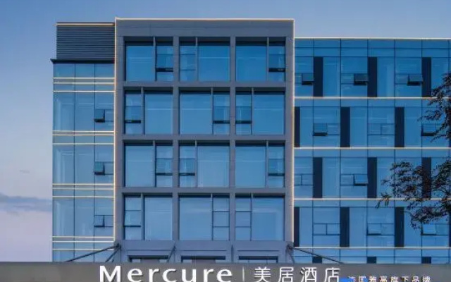Mercure Chengdu Global Center
