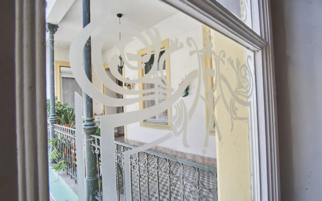 Classic 1BR in Quartier des Spectacles by Sonder