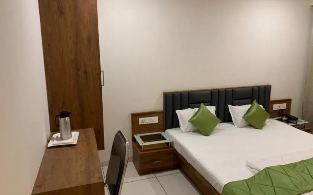 Hotel Satkar Chhatral