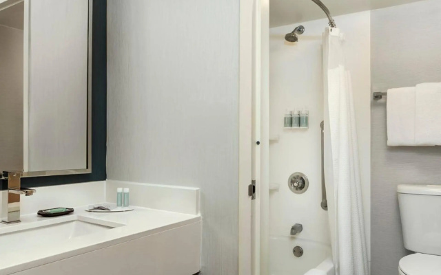Courtyard by Marriott Sacramento Airport Natomas