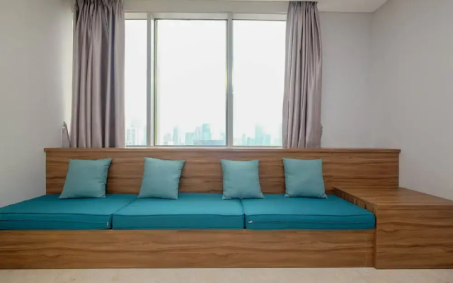 Luxury And Strategic 1Br Apartment At The Empyreal Epicentrum