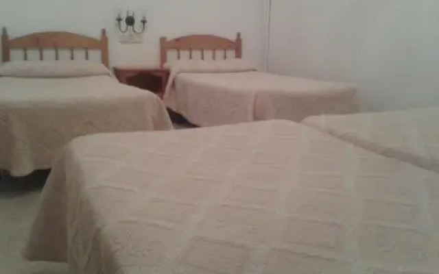 Hostal Restaurante Los Bronces