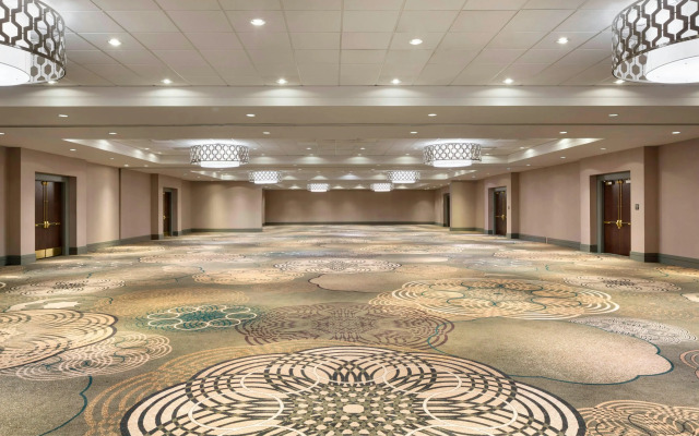 Sheraton Vancouver Airport Hotel