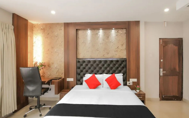 Capital O 18430 The Dawn Hotel