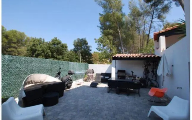 Location saisonnière T3 - Sanary-sur-Mer -Plage dorée