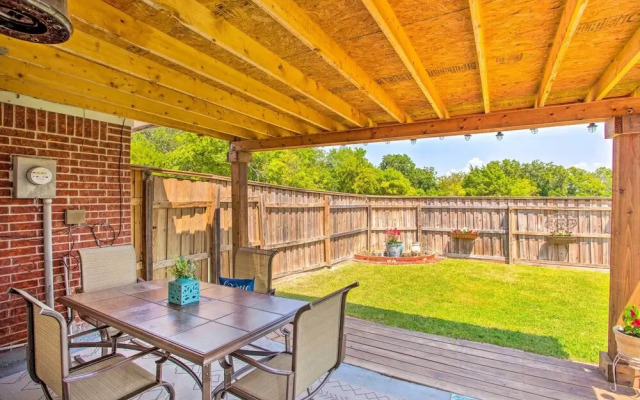 Family-friendly Rowlett Home ~ 23 Mi to Dallas
