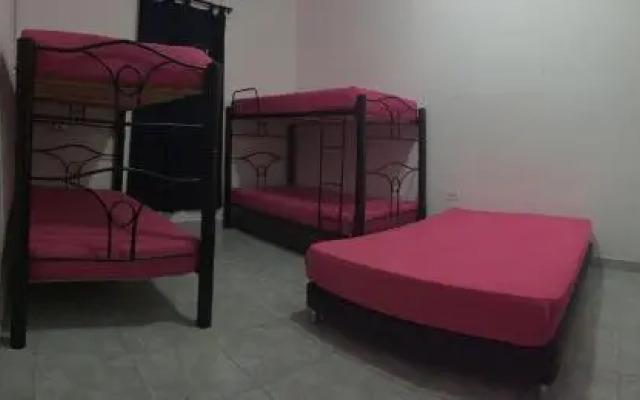 Cande Hostel