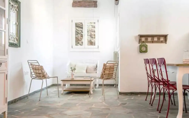Horizon Villa For 11 In Kythnos