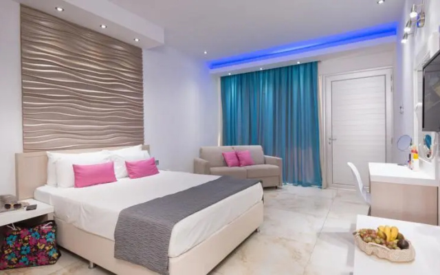 Loutsiana II Deluxe Apartments