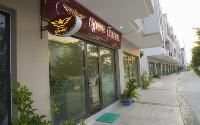 Ruby Hotel вид на фасад