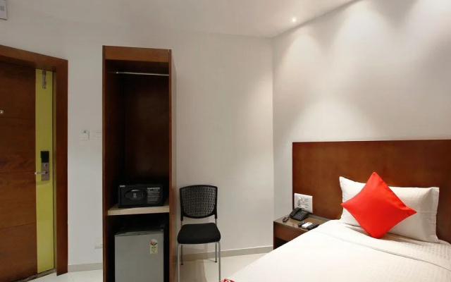 OYO 24583 Sesha Grand