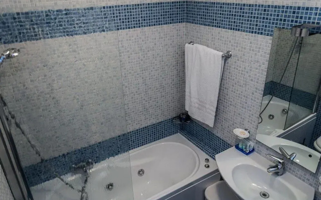 Hotel Blue Rose's
