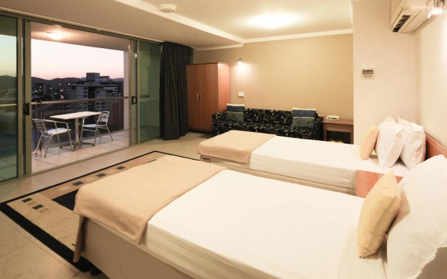 Best Western Astor Metropole Apartments