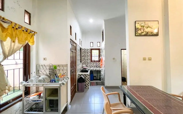 Homestay Jogja Jakal 3 Dekat UGM by Simply Homy