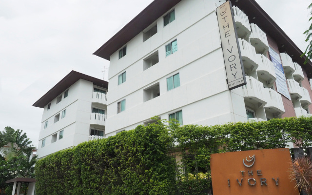 The Ivory Suvarnabhumi Hotel вид на фасад