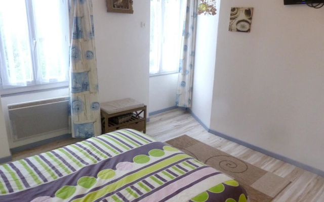 House With 2 Bedrooms in Châtelaillon-plage, With Enclosed Garden and