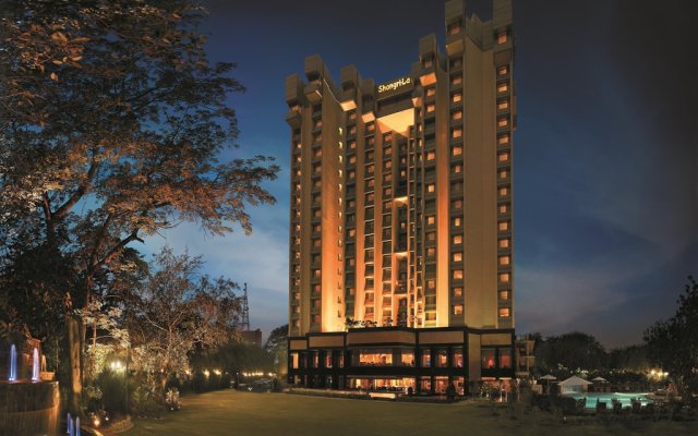 Отель Shangri-La Eros, New Delhi Индия, Нью-Дели - 1 отзыв об отеле, цены и фото номеров - забронировать отель Shangri-La Eros, New Delhi онлайн вид на фасад
