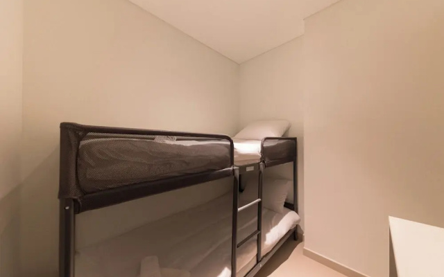 Spacious Elegant 3BR Urban Retreat