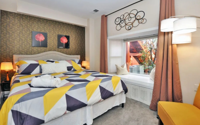 CH6 Beautiful Fully Furnished 2BR King Beds