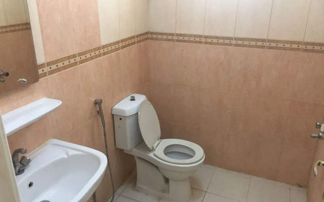 4Rent Hotel Suites (Al Rouda)