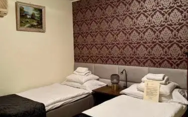 Embrace Guestrooms & Apartments