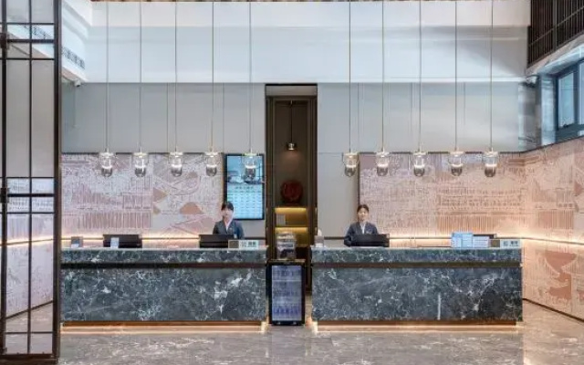 Songjin Grand Hotel (Xuchang East High-Speed Railway Station Store)