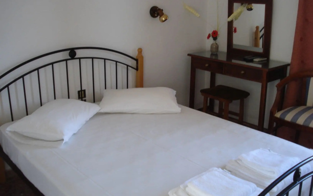 Golden Beach Hotel