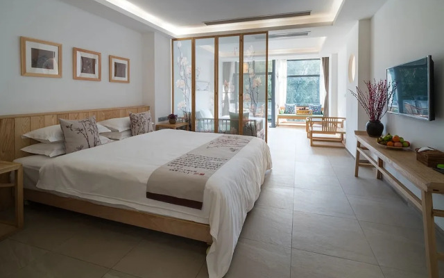 CTN LiRiver Boutique Hotel