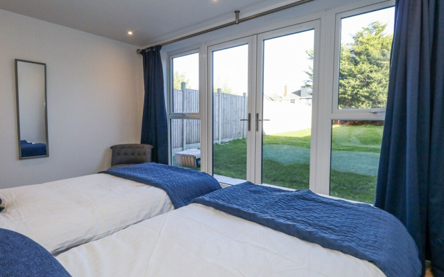 Sea Fern House - 36B