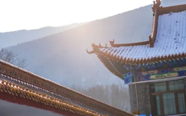 Wutaishan Jintai Bingshe