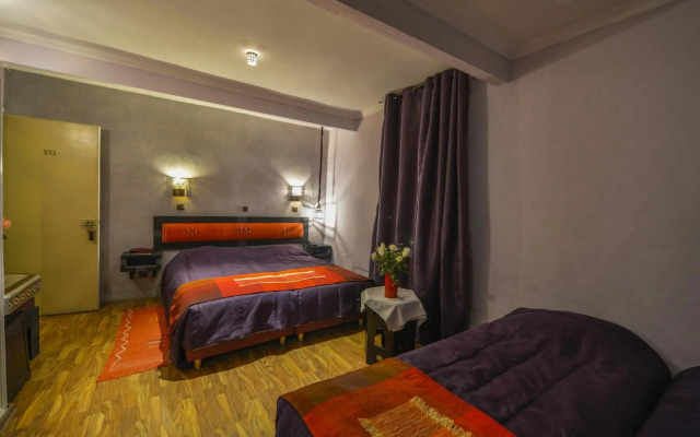 Islane Hotel