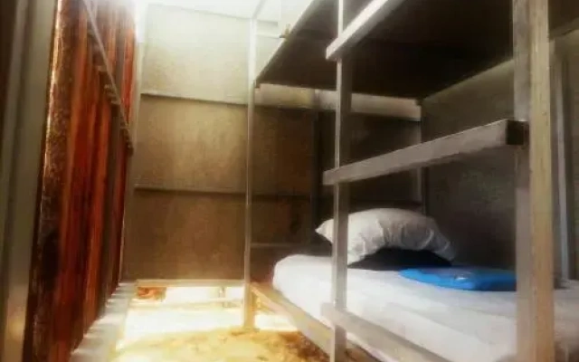 Sea Camp Hostel