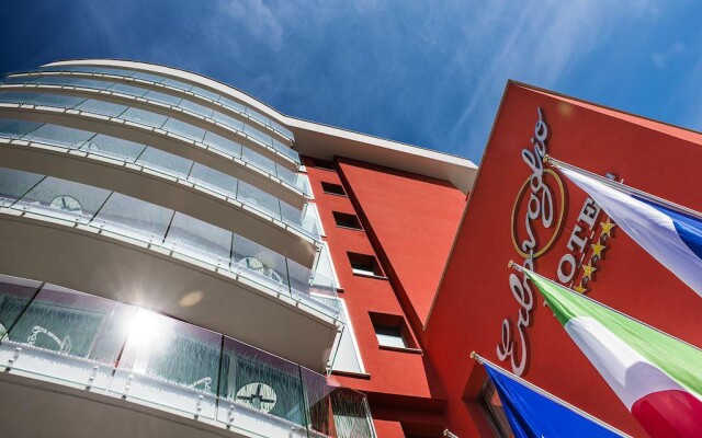 Erbavoglio Hotel вид на фасад
