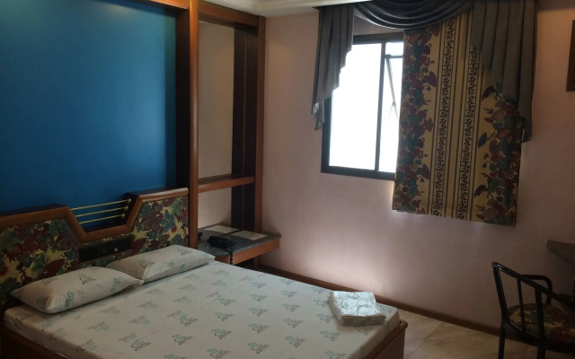 Saville Hotel