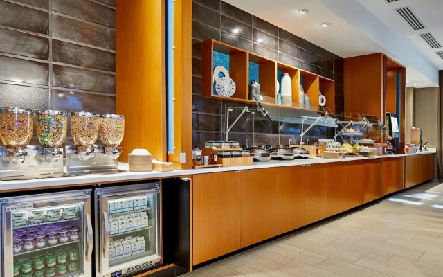SpringHill Suites Charlotte at Carowinds