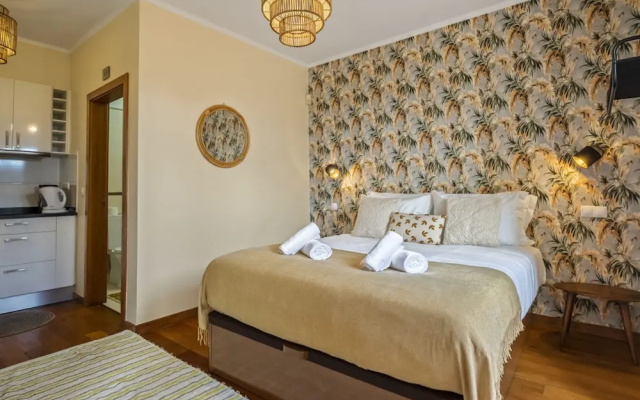 Casas do Sal o - Mangerona by Homie