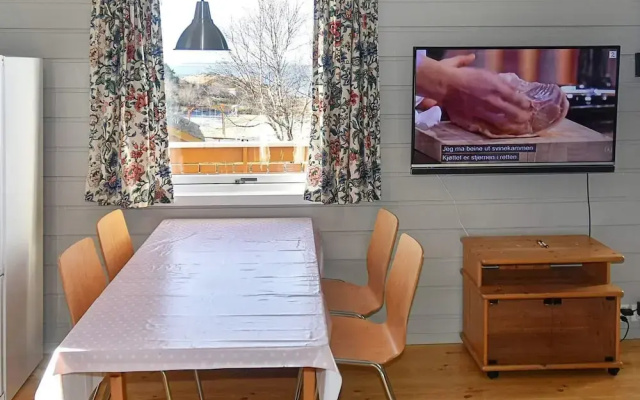 6 Person Holiday Home in Aukra