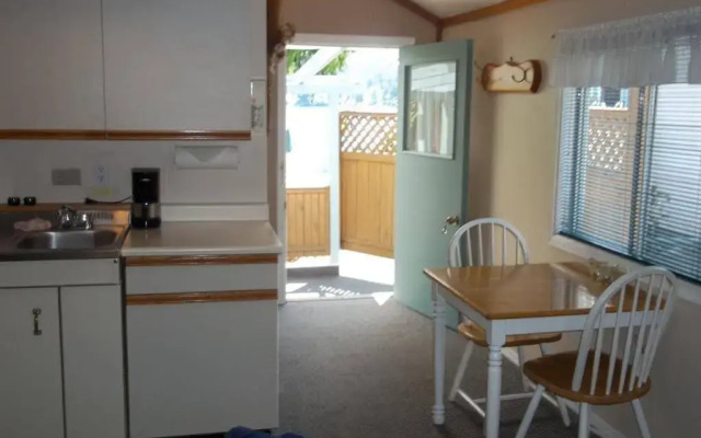 Seascape Inn