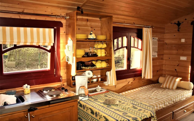La Gypsy Caravan